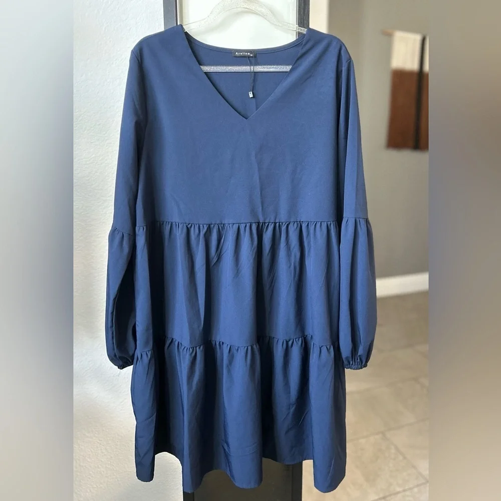 💖5 for $50💖Navy Blue Women’s Tiered Mini Dress Long Ballon Sleeve V-Neck Light